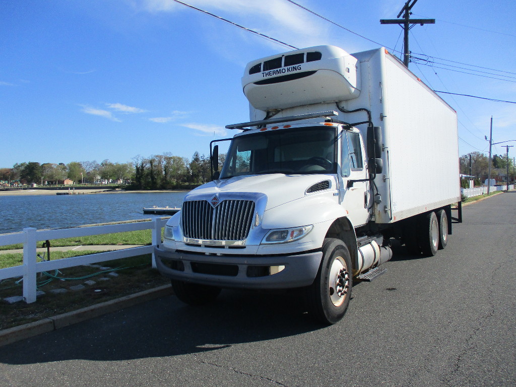 USED 2013 INTERNATIONAL 4400 6 X 4 REEFER TRUCK FOR SALE IN IN NEW
