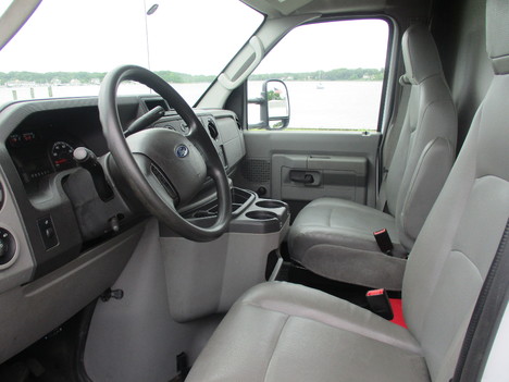 USED 2017 FORD E350 BOX VAN TRUCK #12304-2