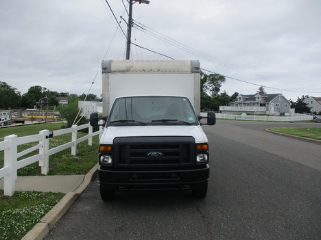 USED 2017 FORD E350 BOX VAN TRUCK #12304-4