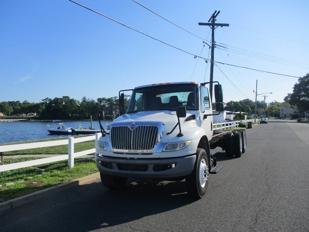USED 2014 INTERNATIONAL 4400 6 X 4 CAB CHASSIS TRUCK #12313