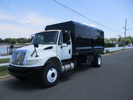 USED 2015 INTERNATIONAL 4300 CHIPPER DUMP TRUCK #12317-1