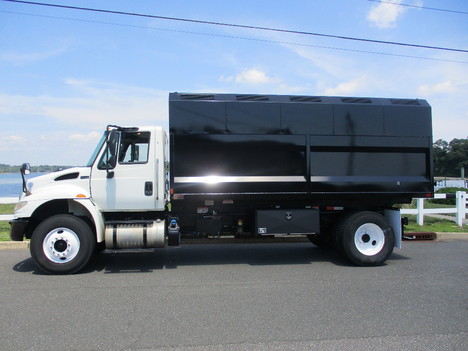 USED 2015 INTERNATIONAL 4300 CHIPPER DUMP TRUCK #12317-4