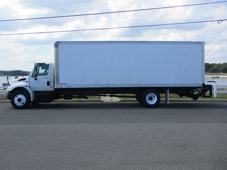 USED 2013 INTERNATIONAL 4300 BOX VAN TRUCK #12324-5