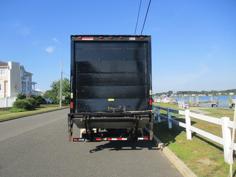 USED 2005 MORGAN 24 FT VAN BODY TRUCK BODY #12333-3