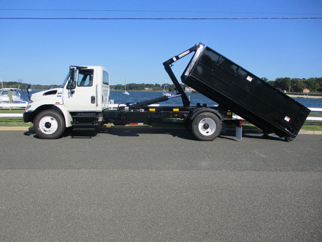 USED 2013 INTERNATIONAL 4300 HOOKLIFT TRUCK #12359-7
