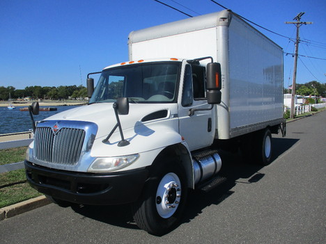 USED 2016 INTERNATIONAL 4300 BOX VAN TRUCK #12361-1