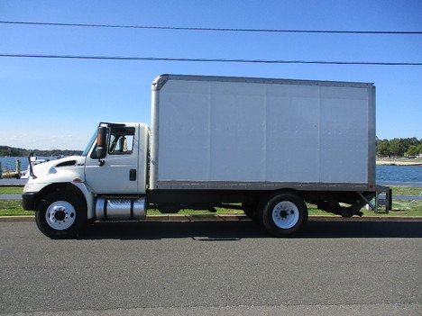 USED 2016 INTERNATIONAL 4300 BOX VAN TRUCK #12361-4