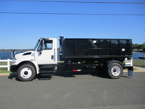 USED 2013 INTERNATIONAL 4300 HOOKLIFT TRUCK #12363-4