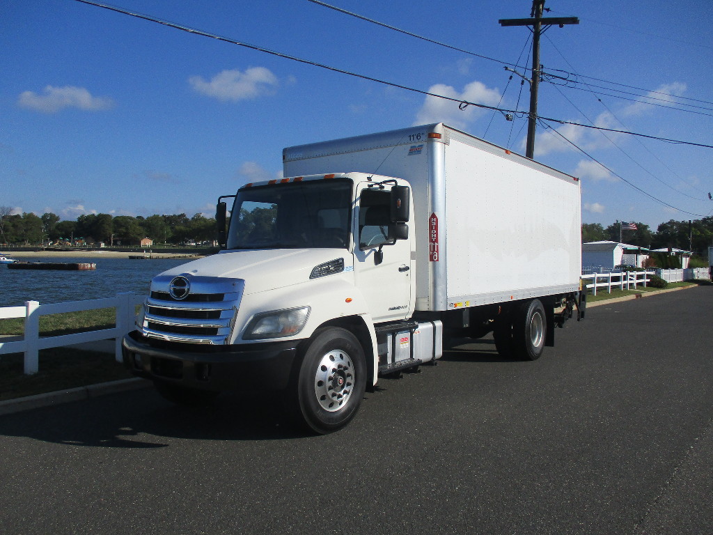 USED 2014 HINO 268 BOX VAN TRUCK FOR SALE IN IN NEW JERSEY 12364