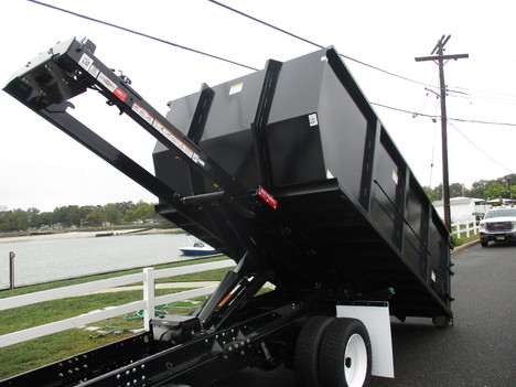 USED 2016 ISUZU NQR ROLL-OFF TRUCK #12370-8