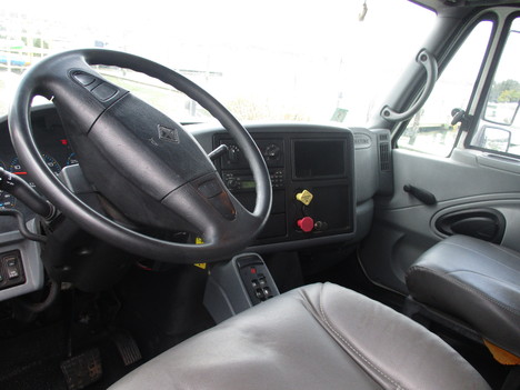 USED 2005 INTERNATIONAL 8500 DUMP TRUCK #12373-2