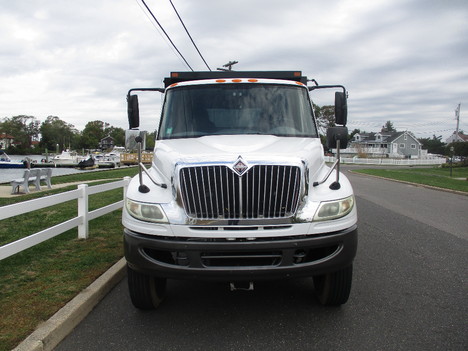 USED 2005 INTERNATIONAL 8500 DUMP TRUCK #12373-3
