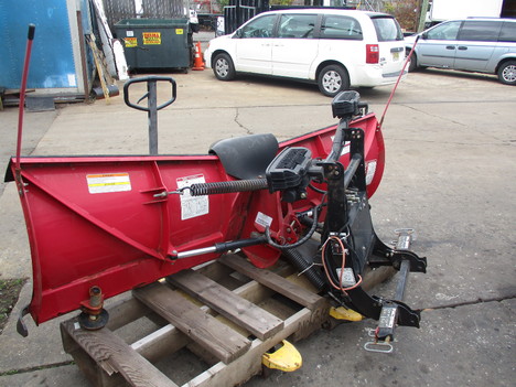USED2017BOSSHTXVSNOWPLOW #12388-2