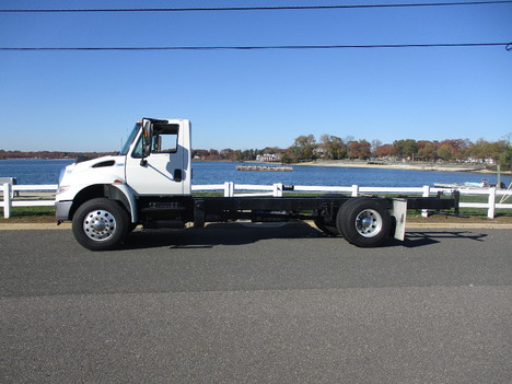 USED 2015 INTERNATIONAL 4300 CAB CHASSIS TRUCK #12389-5