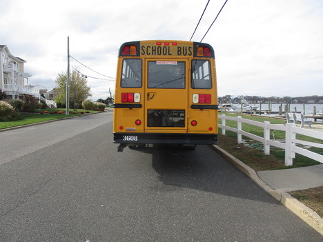 USED2011THOMAS54PASSENGERSCHOOLBUS #12391-6
