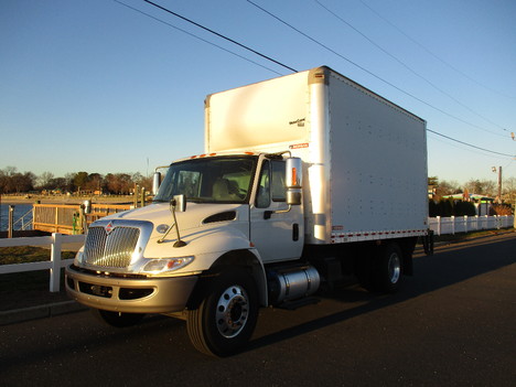 USED 2018 INTERNATIONAL 4300 BOX VAN TRUCK #12407-1