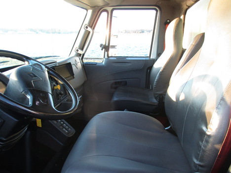 USED 2018 INTERNATIONAL 4300 BOX VAN TRUCK #12407-2