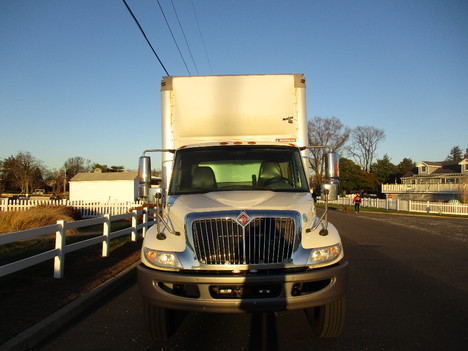 USED 2018 INTERNATIONAL 4300 BOX VAN TRUCK #12407-3