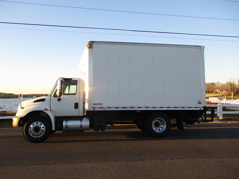USED 2018 INTERNATIONAL 4300 BOX VAN TRUCK #12407-4