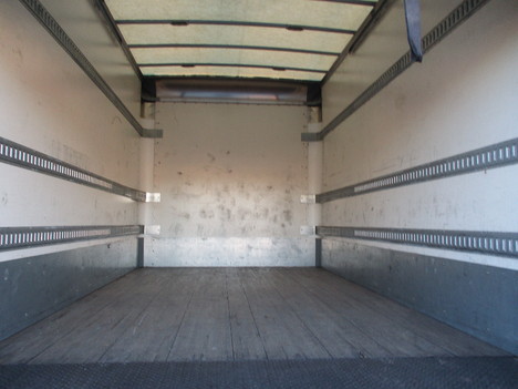 USED 2018 INTERNATIONAL 4300 BOX VAN TRUCK #12407-7