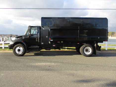 USED 2014 INTERNATIONAL 4300 CHIPPER DUMP TRUCK #12408-4