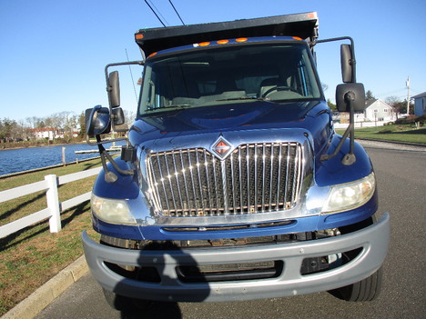 USED 2013 INTERNATIONAL 4400 6 X 4 DUMP TRUCK #12411-5