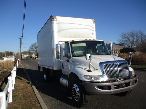 USED 2018 INTERNATIONAL 4300 BOX VAN TRUCK #12416-5