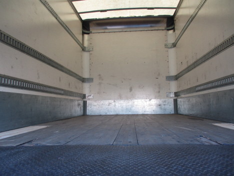 USED 2018 INTERNATIONAL 4300 BOX VAN TRUCK #12416-7
