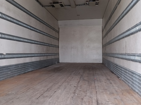 USED UTILIMASTER 26 FT VAN BODY TRUCK BODY #12418-4