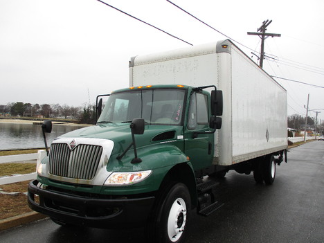 USED 2014 INTERNATIONAL 4300 BOX VAN TRUCK #12422-1