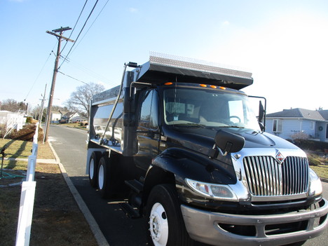 USED 2011 INTERNATIONAL 4400 6 X 4 DUMP TRUCK #12432-4
