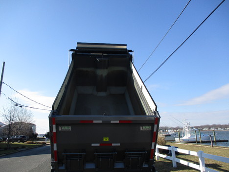 USED 2011 INTERNATIONAL 4400 6 X 4 DUMP TRUCK #12432-8
