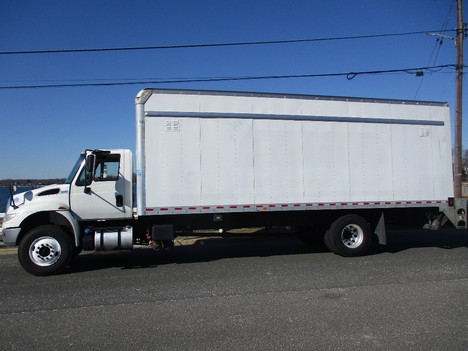 USED 2017 INTERNATIONAL 4300 BOX VAN TRUCK #12437-6