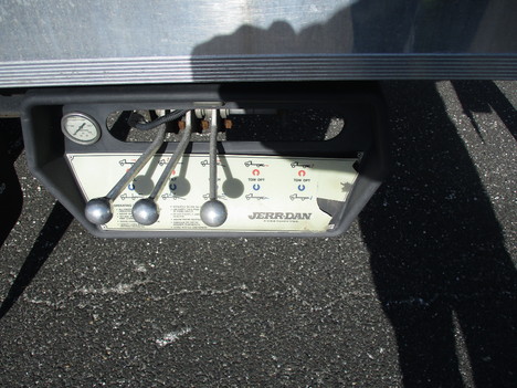 USED 2018 ISUZU NRR ROLLBACK TOW TRUCK #12441-7