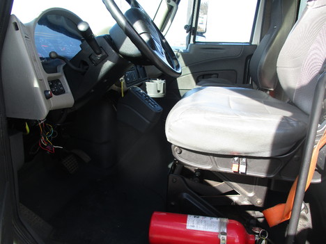 USED 2013 INTERNATIONAL 4300 BOX VAN TRUCK #12442-2