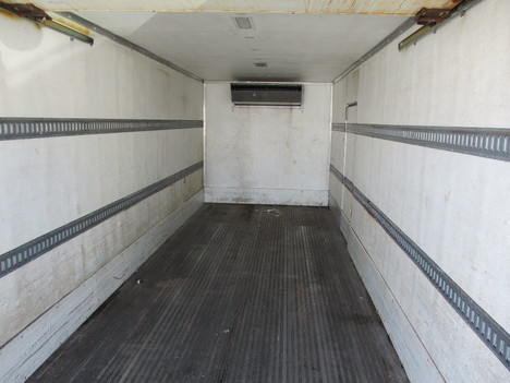 USED MORGAN 26 FT REEFER BODY TRUCK BODY #12448-4