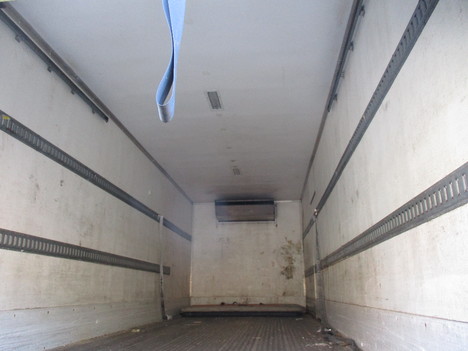 USED 2015 MORGAN 26 FT REEFER BODY TRUCK BODY #12450-4