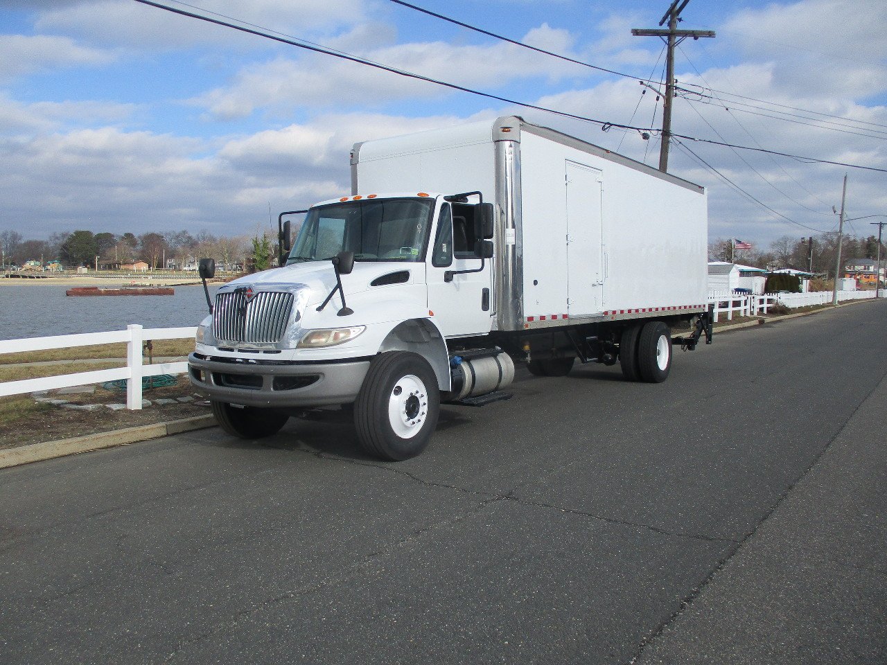 USED 2016 INTERNATIONAL 4300 BOX VAN TRUCK #12451