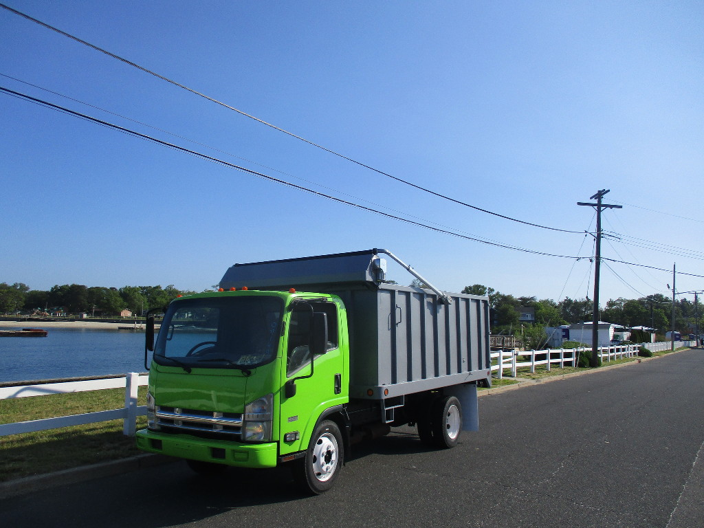 USED 2015 ISUZU NPR DUMP TRUCK #12466