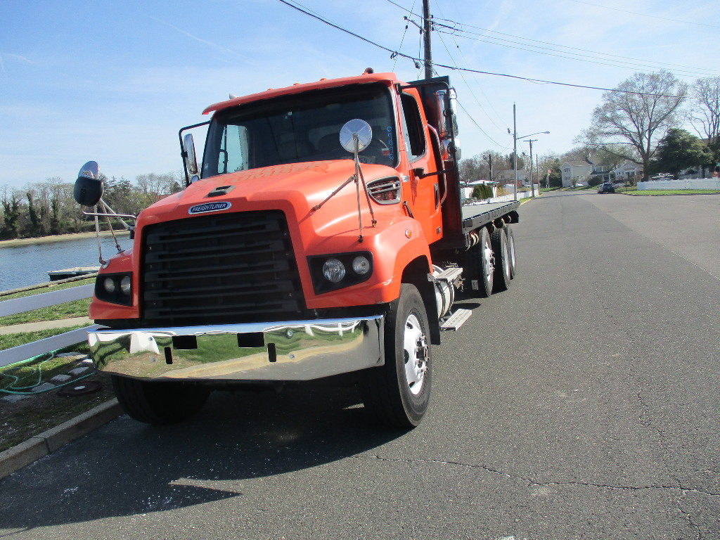 USED 2012 FREIGHTLINER 114 SD FLATBED TRUCK #12473