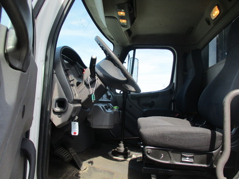 USED 2014 FREIGHTLINER M2 FLATBED TRUCK #12475-2