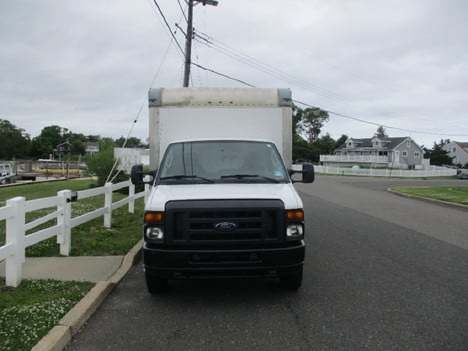 USED 2017 FORD E350 BOX VAN TRUCK #12500-2