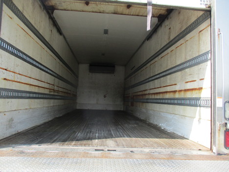 USED 2016 INTERNATIONAL 4400 6 X 4 REEFER TRUCK #12503-7