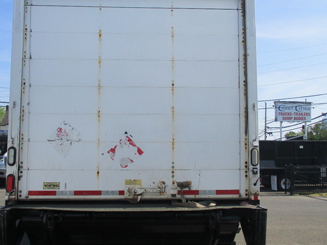 USED SUPREME 24 FT VAN BODY TRUCK BODY #12506-3