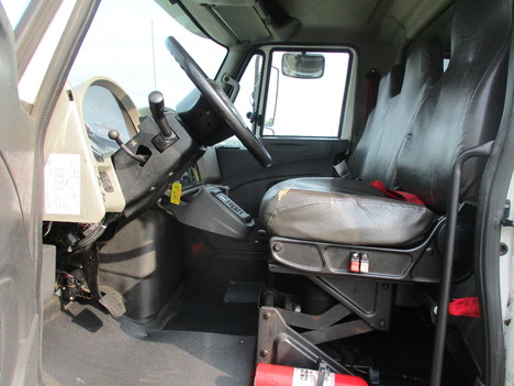 USED 2016 INTERNATIONAL 4400 6 X 4 REEFER TRUCK #12515-2