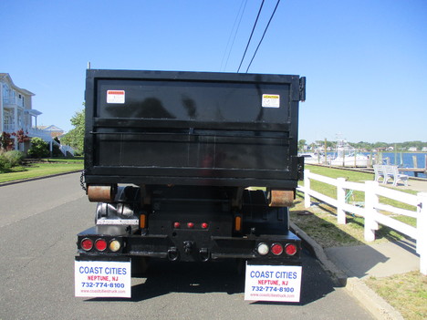 USED 2013 INTERNATIONAL 4300 HOOKLIFT TRUCK #12519-6