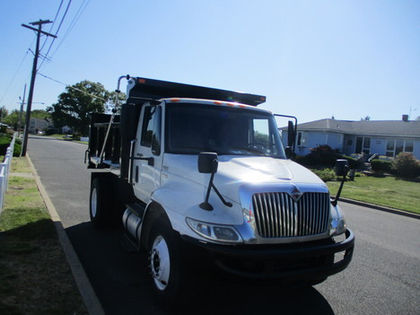 USED 2014 INTERNATIONAL 4300 DUMP TRUCK #12520-5