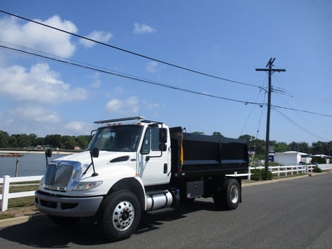USED 2017 INTERNATIONAL 4300 DUMP TRUCK #12547-1