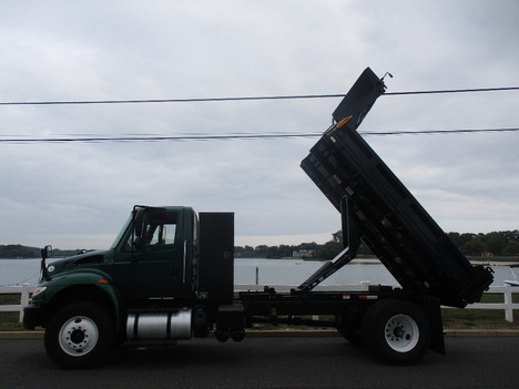 USED 2015 INTERNATIONAL 4300 DUMP TRUCK #12561-6