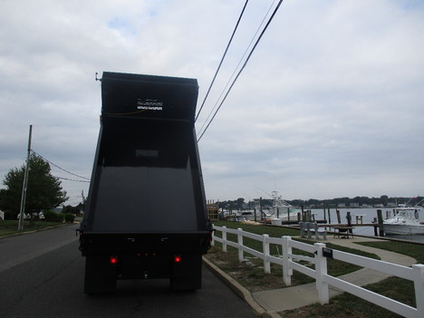 USED 2015 INTERNATIONAL 4300 DUMP TRUCK #12561-7